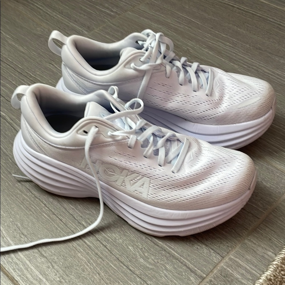 Hoka Bondi 8
